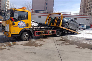 金塔救援拖车费用怎么算